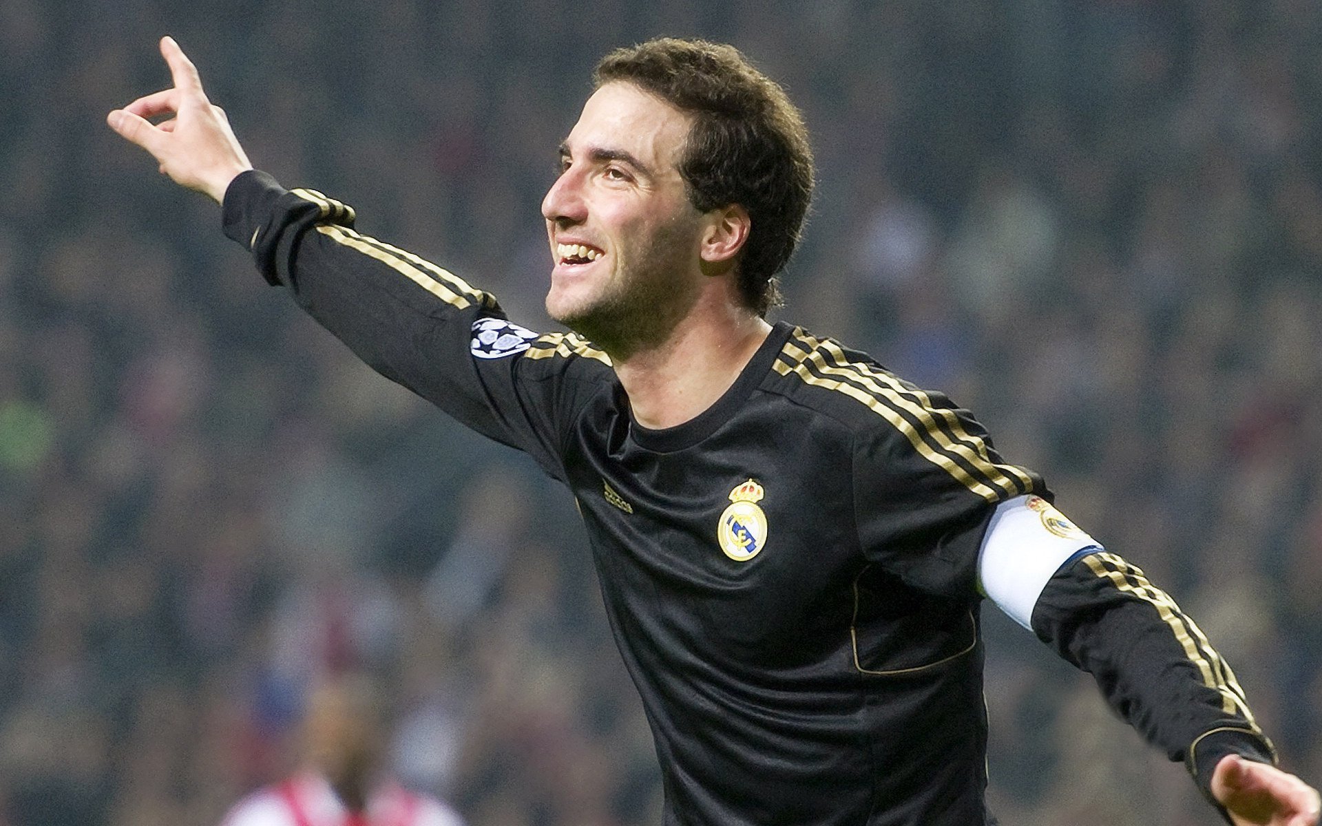 TheShy新星爆冷表现突出,勇士前途光明!热度持续攀升