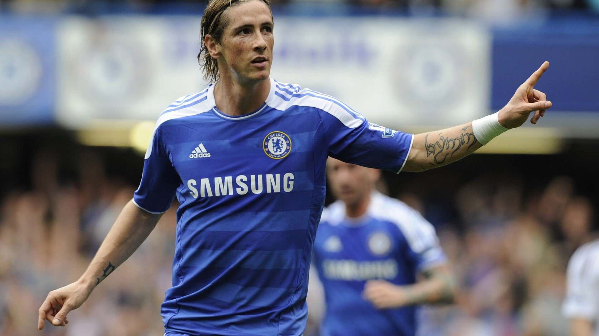 欧冠首回合爆出冷门！AC米兰小胜马德里竞技，争冠形势突变